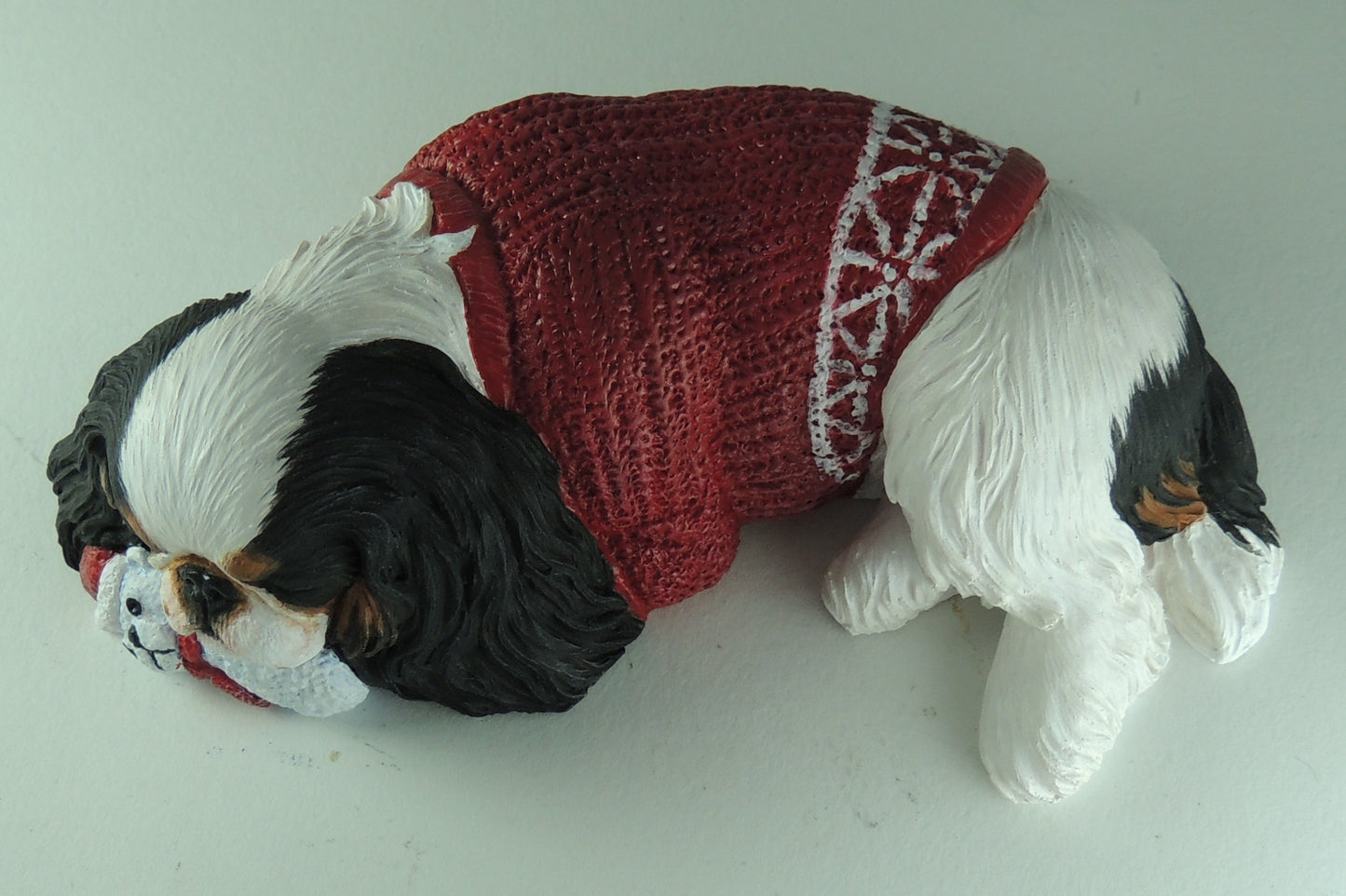 Original Sculpture of a Festive King Charles Spaniel (English Toy)