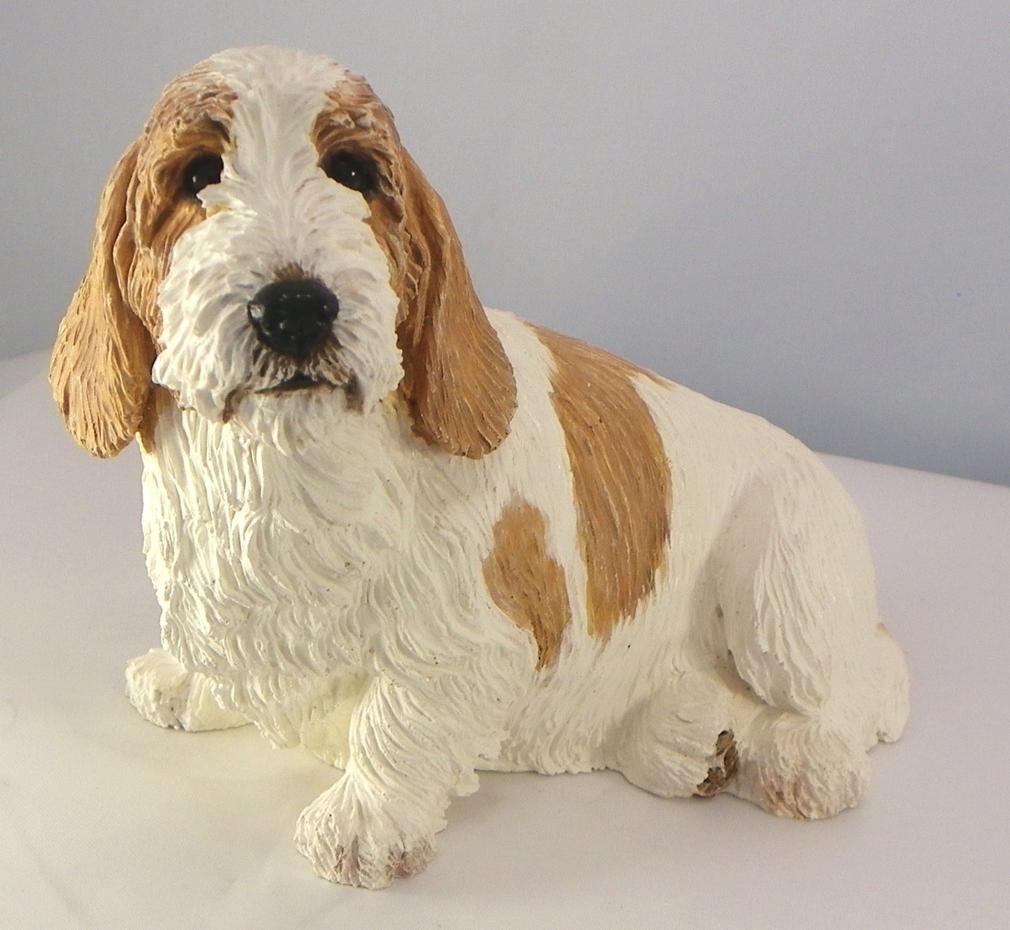 Petit Basset Griffon Vendeen figurine